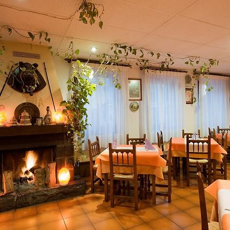 Hotel Castillo D'Acher Siresa 外观 照片